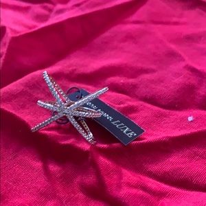 hendri Bendel LUXE Star Ring